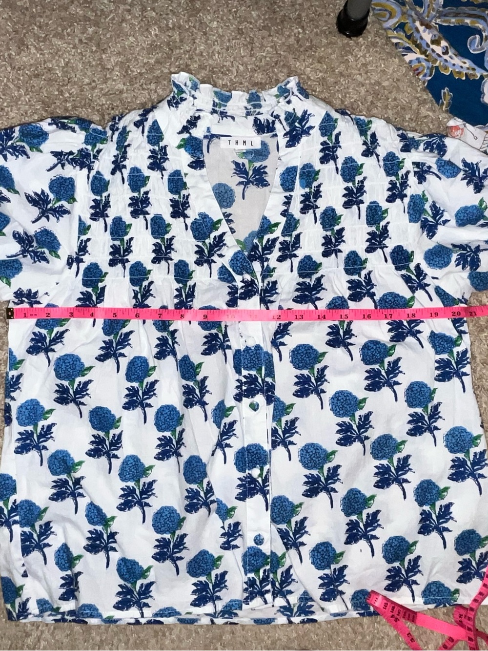 THML Cotton Hydrangea Block Print Smocked Puff Sleeve Top M - Picture 5 of 5